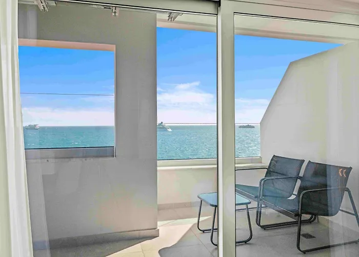 Phaedrus Living: Limassol Seaside Residences 02